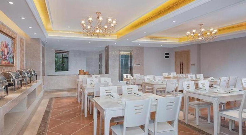 Vienna Hotel Guangdong Huizhou Dayawan Wanda, Huizhou, China
