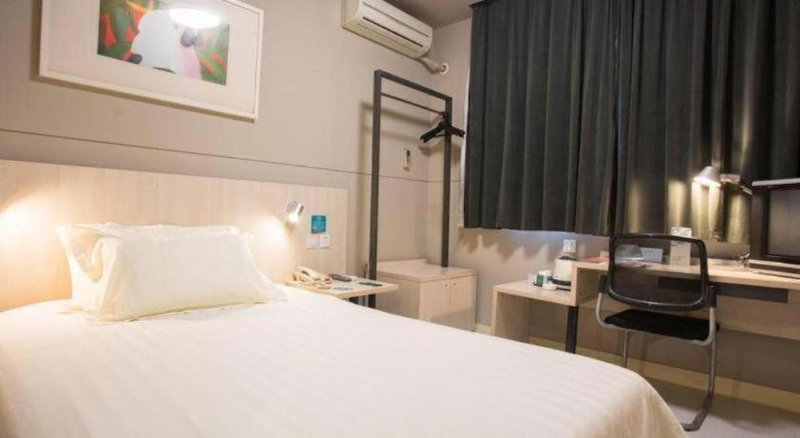 Jinjiang Inn Weifang Taihuacheng Dongfeng West Street, Weifang, China