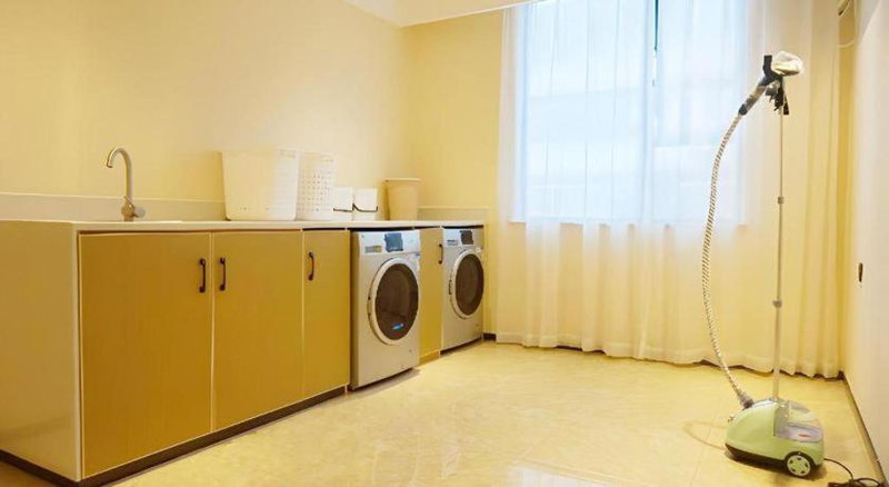 City Comfort Inn Zhanjiang International Trade Dingsheng Plaza, Zhanjiang, China
