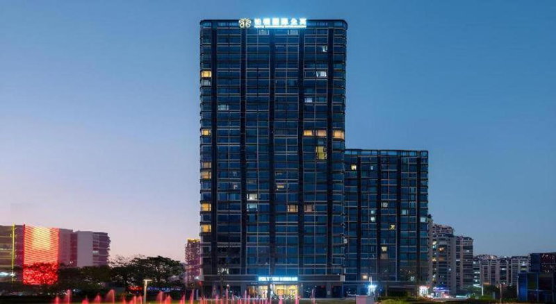 Poltton International Service Apartment Shanwei Urban District High-speed Railway Station, Shanwei, China