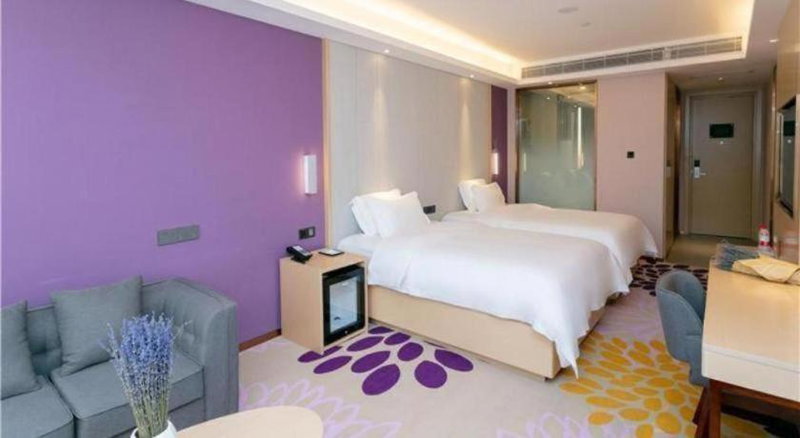 Lavande Hotel Shenzhen Jingtian Metro Station, Shenzhen, China