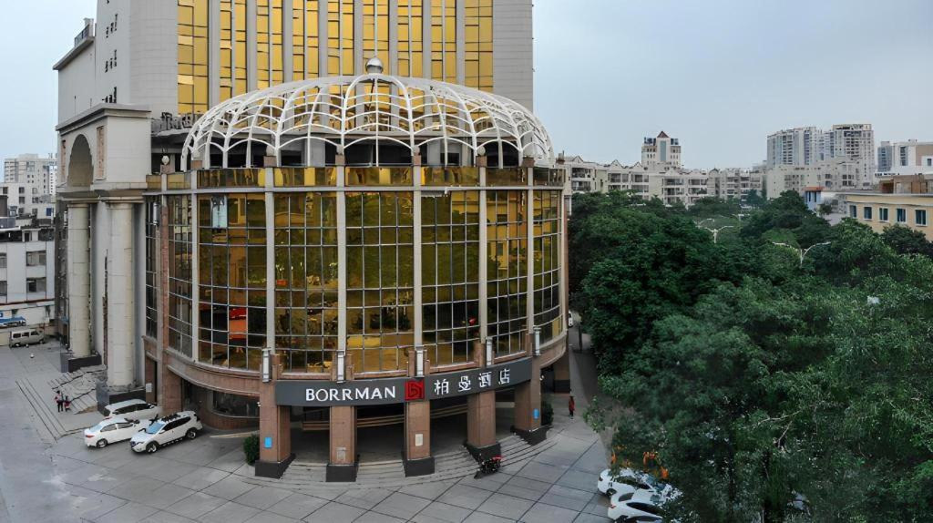 Hotel · Borrman Hotel Yangjiang Baili Square, Yangjiang