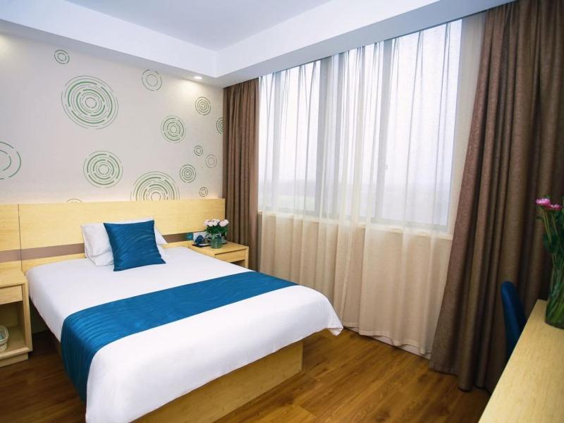 GreenTree Inn NantongHaian Development Zone Chengdong Town Express Hotel, Hai'an, China