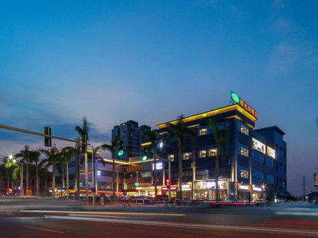 Vienna Hotel Zhuhai Huafashangdu Nanping Science Industrial Park, Nanping, China