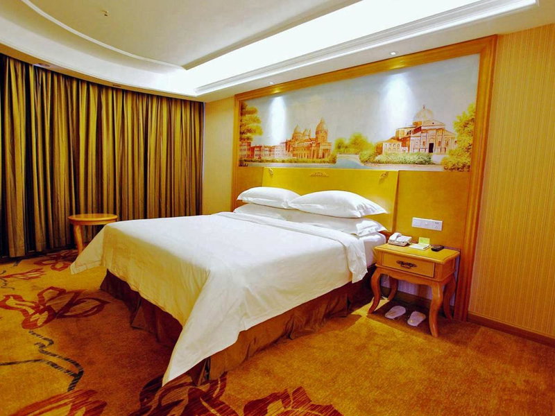 Vienna International Hotel Zhuzhou Railway Station Central Plaza, Zhuzhou, China