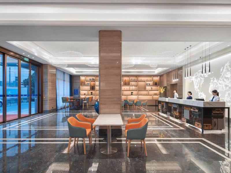 Kyriad Marvelous Hotel Shenzhen Guangming Zhenmei Subway Station, Bao'an, China
