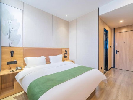 GreenTree Inn Express Changzhou Caoqiao Industrial Park, Changzhou, China