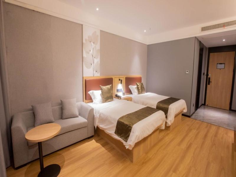 GreenTree Inn Express Changzhou Caoqiao Industrial Park, Changzhou, China