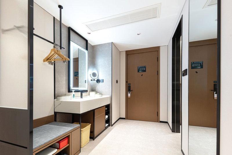 Atour Hotel Nanchang Bridge Hongcheng, Nanchang, China
