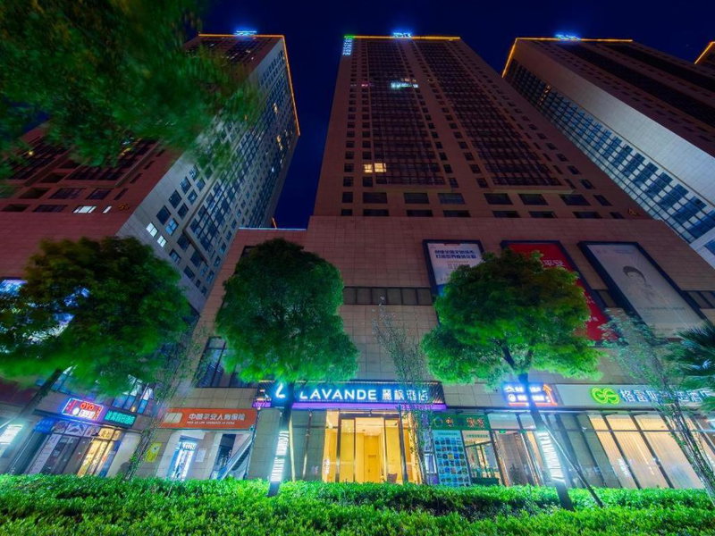 Lavande Hotel Kunming Railway Station, Kunming, China