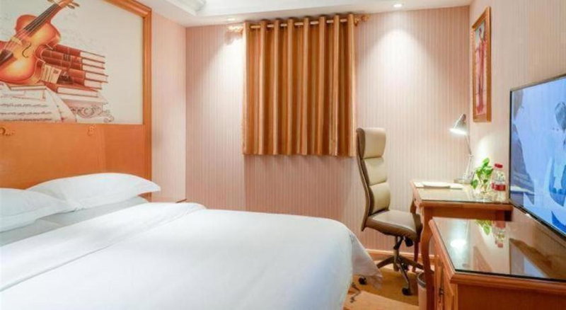 Vienna Hotel Jiangsu Kunshan Changjiang North Road Fenghuangcheng, Kunshan, China