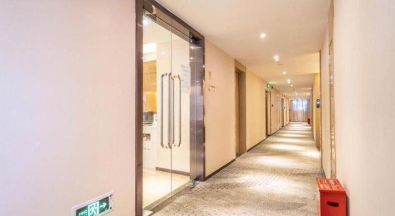 Lavande Hotel Huizhou Shiwan, Shiwan, China