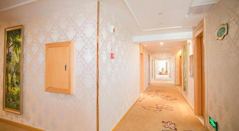 Vienna Hotel Anhui Wuhu Fangte Nanxiangwanshang, Wuhu, China