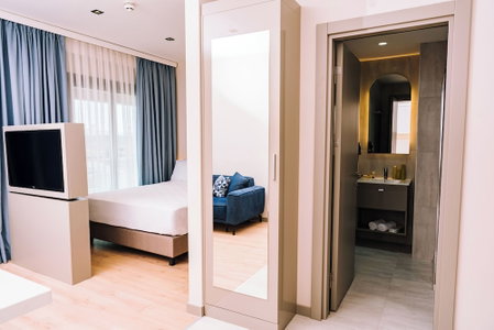 Stillo Business Hotel, Aliaga, Turkey