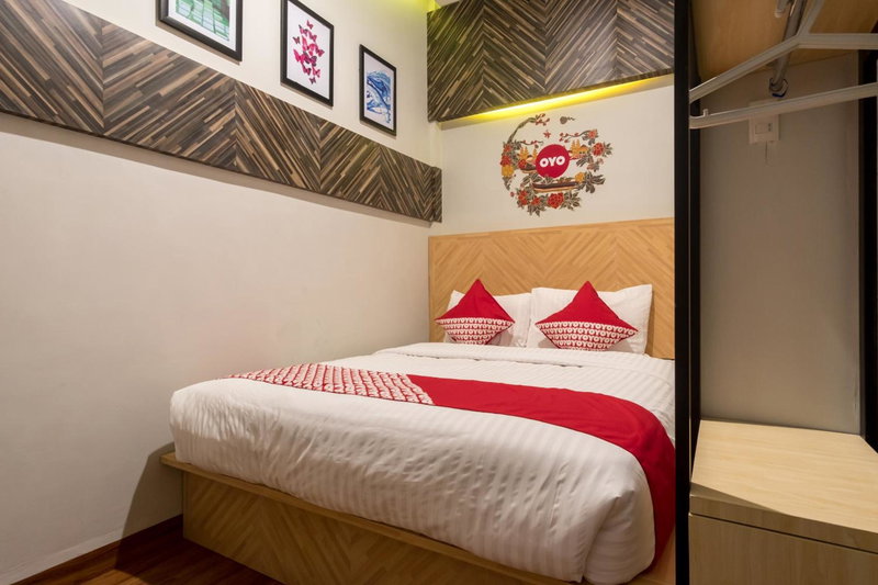 Hotel O Aljadid Near Masjid Raya Al Mashun Sm Raja Medan, Medan, Indonesia