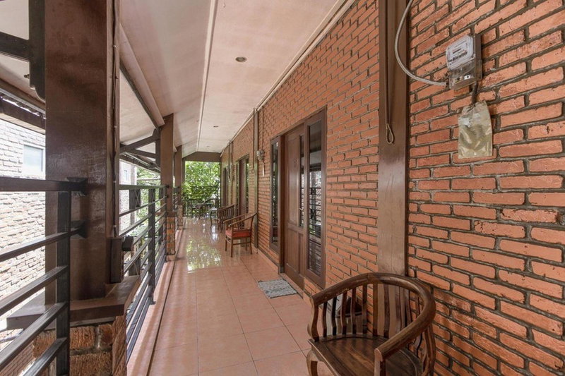 RedDoorz Plus At Ampera Raya, Jakarta, Indonesia