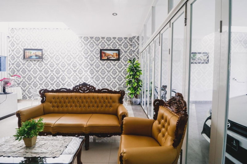 RedDoorz near Hermes Place Polonia Medan, Medan, Indonesia
