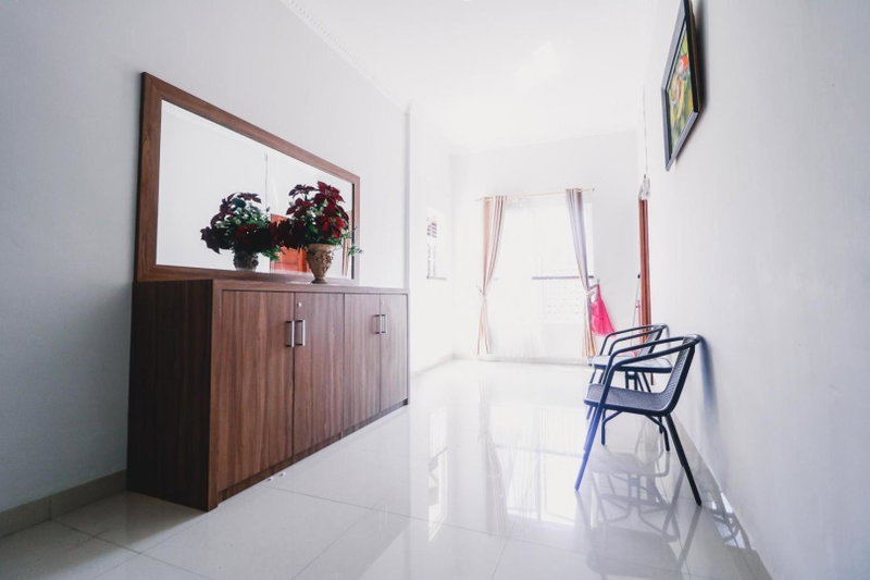 RedDoorz near Hermes Place Polonia Medan, Medan, Indonesia