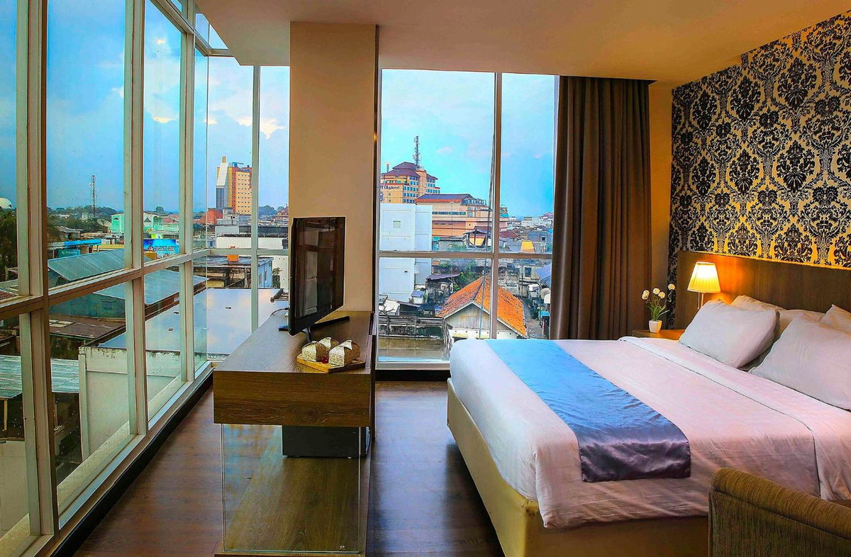 Hotel · Odua Weston Jambi, Jambi