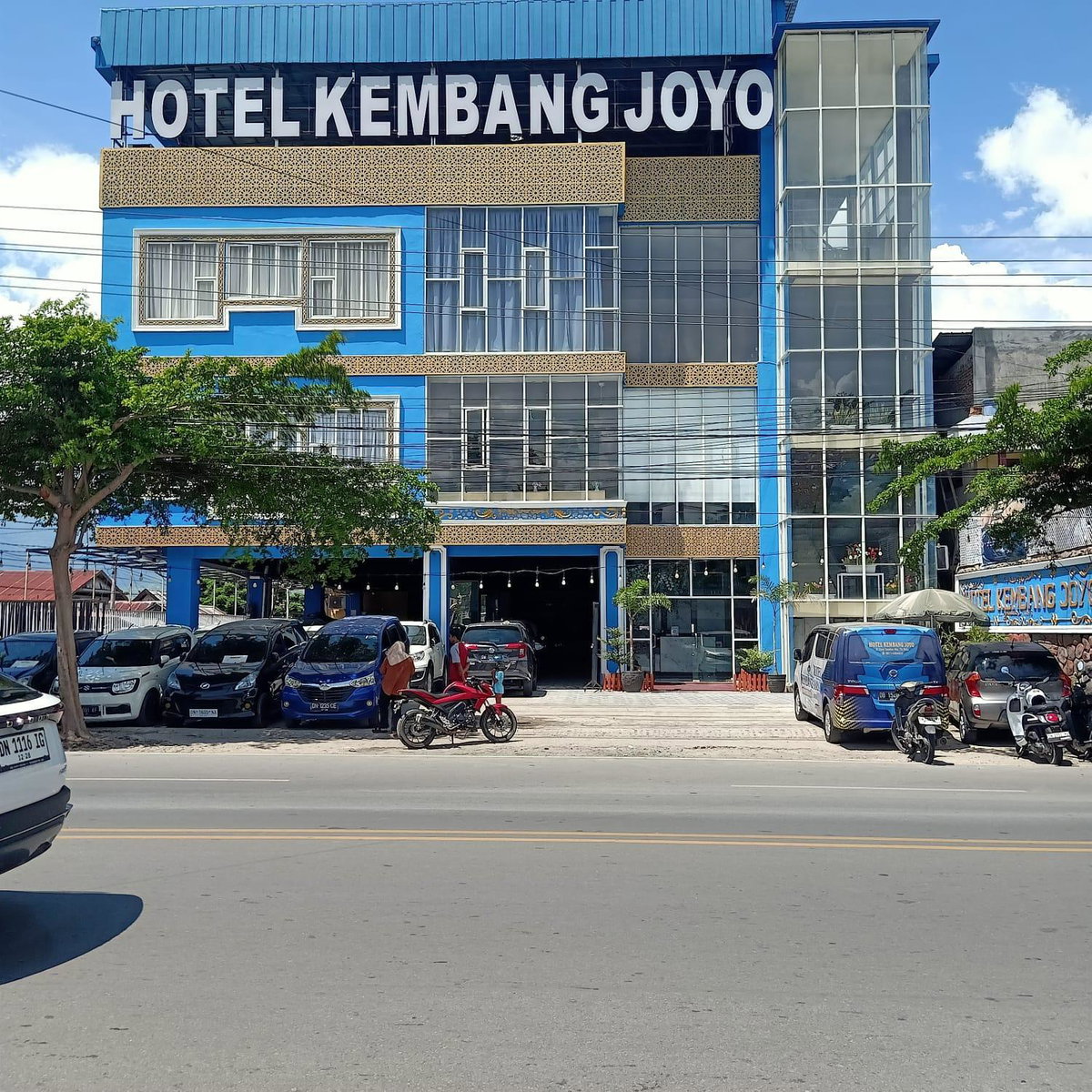 Hotel · Hotel Kembang Joyo, Palu