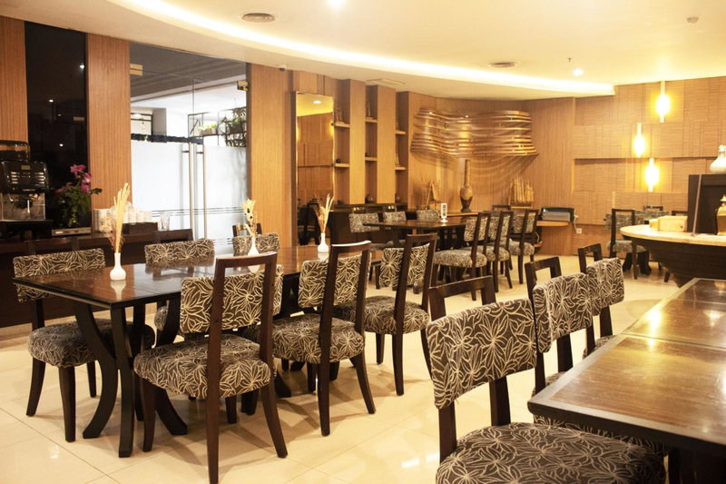 Grand Serpong Hotel, Panunggangah, Indonesia