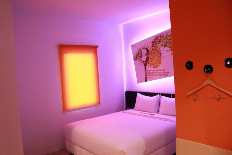 Front One Inn Semarang, Semarang, Indonesia