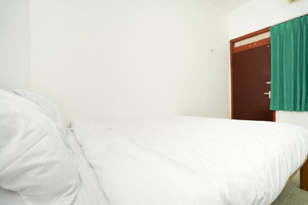 Merapi Inn Syariah by ecommerceloka, Surabaya, Indonesia