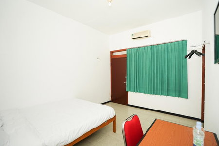 Merapi Inn Syariah by ecommerceloka, Surabaya, Indonesia