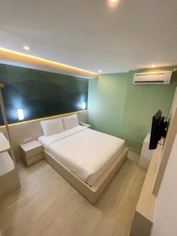 LEAF HoteL, Jakarta, Indonesia
