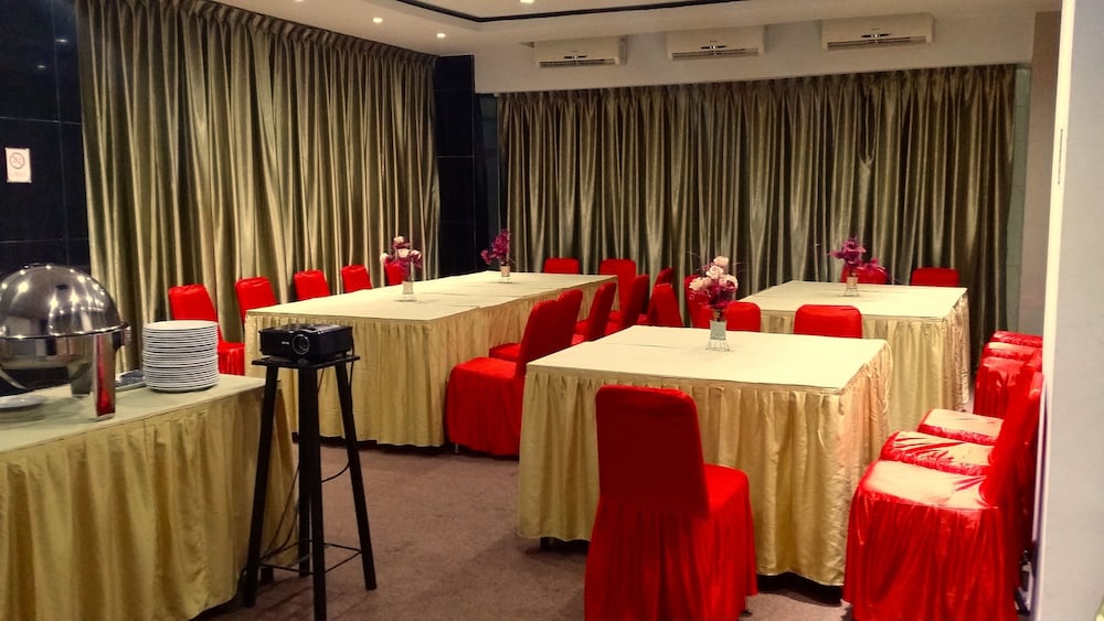 Hotel · Grand Hawaii Hotel, Pekanbaru