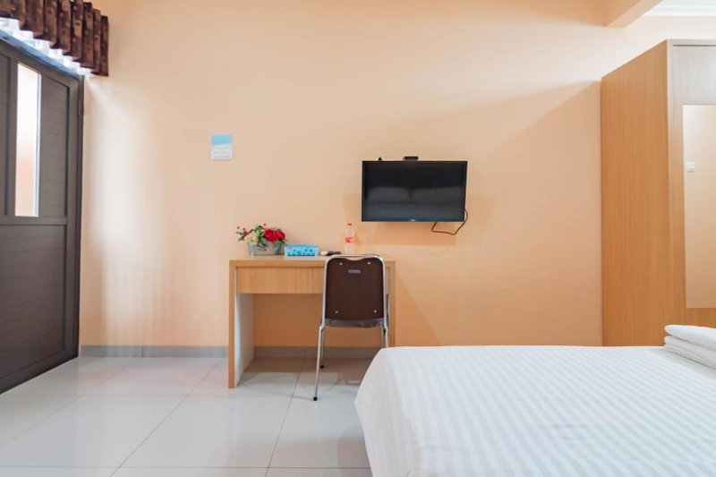 Shofy Guest House Mitra RedDoorz, Bandung, Indonesia