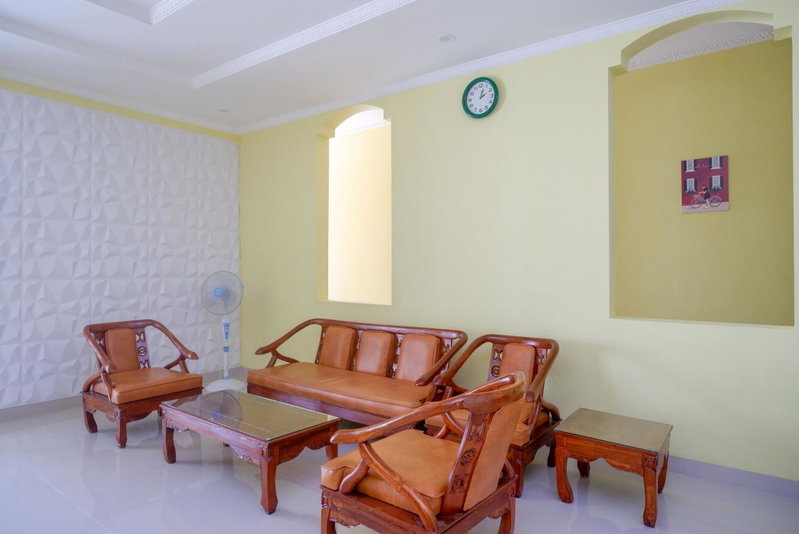 RedDoorz near Rita Supermall Purwokerto 2, Purwokerto, Indonesia