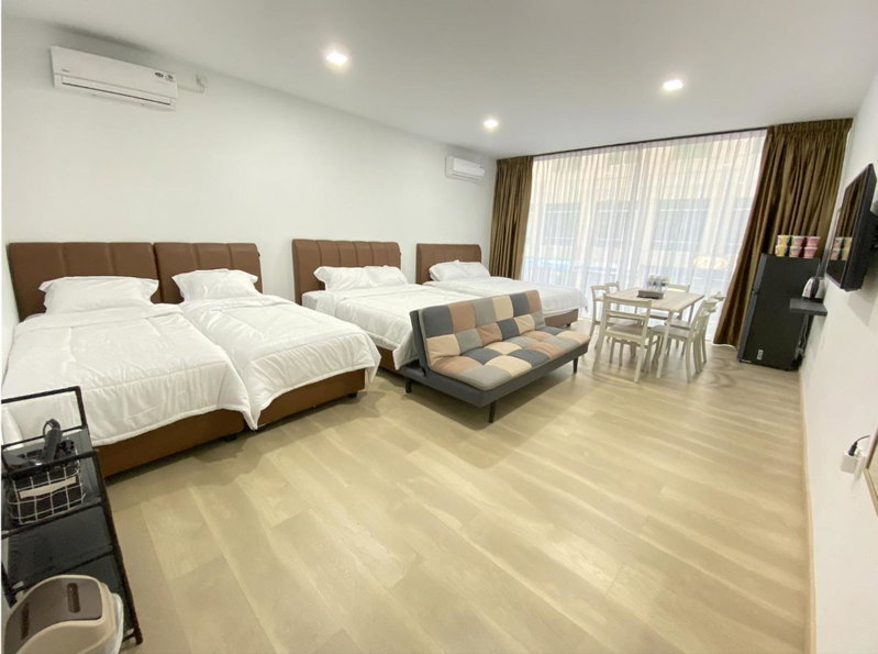 CN Homestay A1 Floor 1 at Nagoya Hill Mall, Jodoh, Indonesia