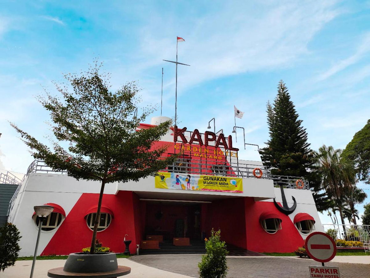 Kapal Garden Hotel at Rekreasi Sengkaling, Indonesia