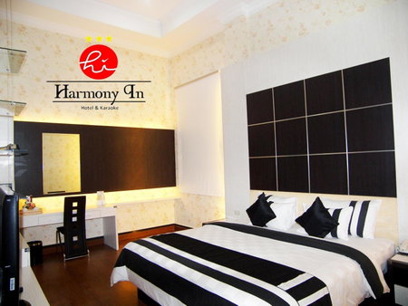 Hotel Harmony In & Karaoke, Pontianak, Indonesia