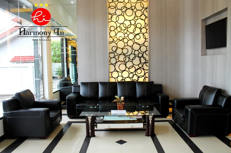 Hotel Harmony In & Karaoke, Pontianak, Indonesia