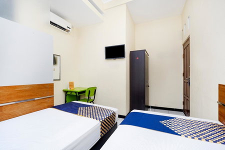 Hotel O Solo Point Guest House Syariah, Solo, Indonesia