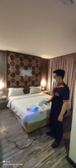 RedDoorz Plus at Paragon Nagoya Hotel Batam, Nagoya, Indonesia