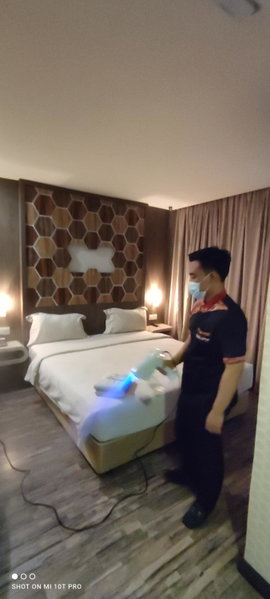 RedDoorz Plus at Paragon Nagoya Hotel Batam, Nagoya, Indonesia