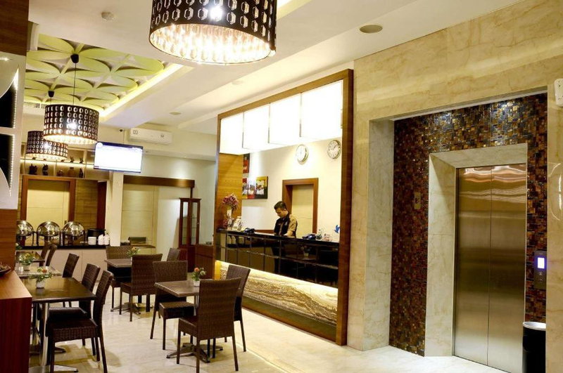 Biz Boulevard Hotel, Manado, Indonesia