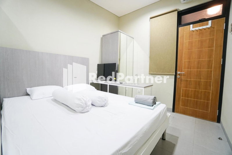 Tomang Gelong Guest House Syariah Mitra RedDoorz, Jakarta, Indonesia