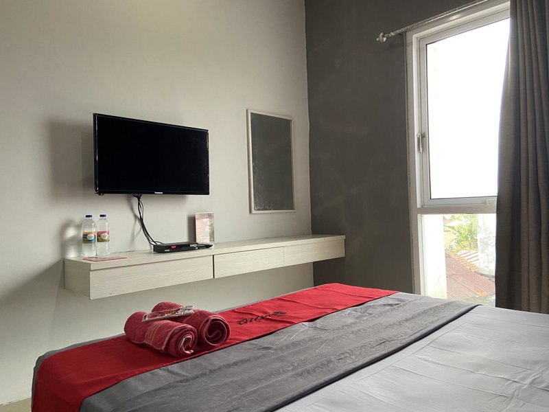 RedDoorz near RSUD Margono Purwokerto 3, Purwokerto, Indonesia