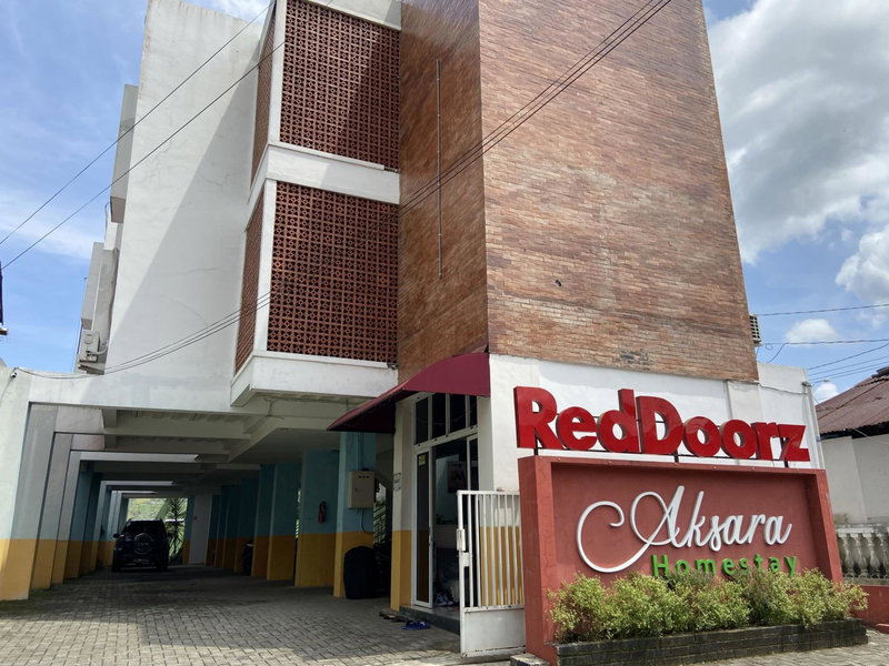 RedDoorz near RSUD Margono Purwokerto 3, Purwokerto, Indonesia