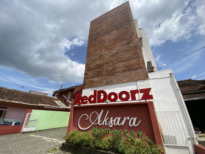 RedDoorz near RSUD Margono Purwokerto 3, Purwokerto, Indonesia