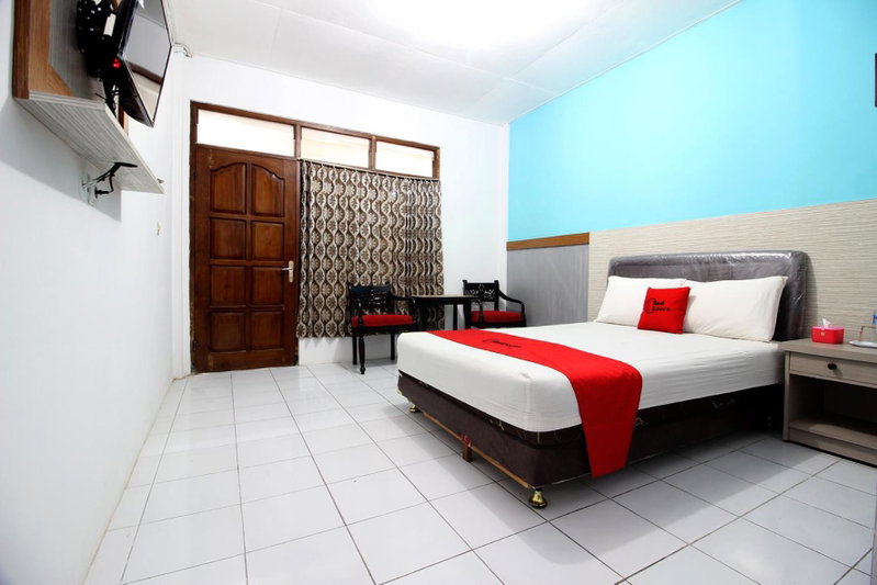 RedDoorz Plus Syariah near Lempuyangan Station 3, Yogyakarta, Indonesia