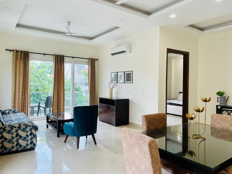 BluO 1BHK - DLF CyberCity, MG Road - Balcony, Lift, Gurgaon, India