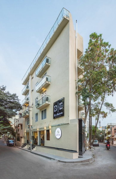 De Mandarin, Bengaluru, India