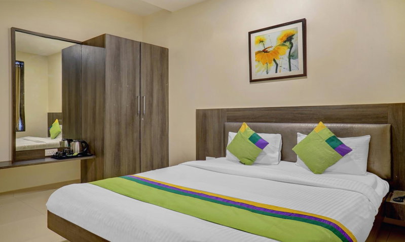 Treebo Bhagyashree Executive, Pune, India