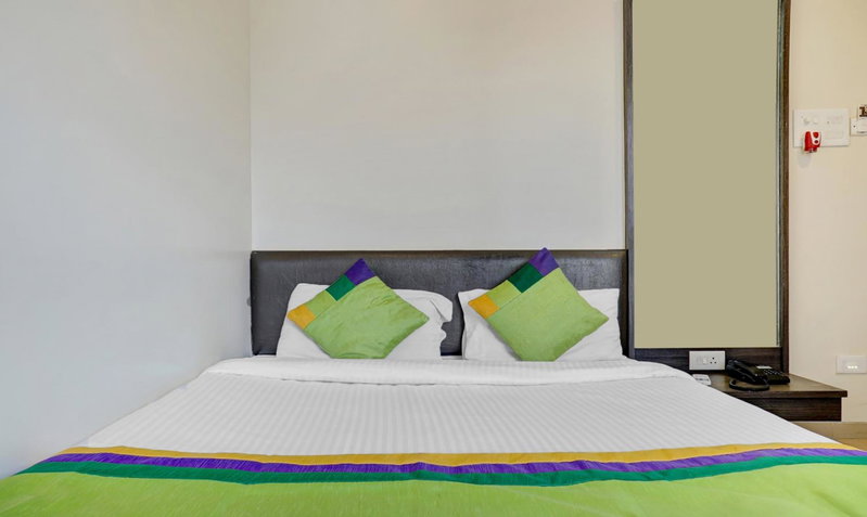 Treebo Bhagyashree Executive, Pune, India