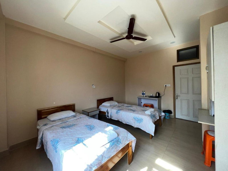 Hotel Dinthar Zara, Āīzawl, India